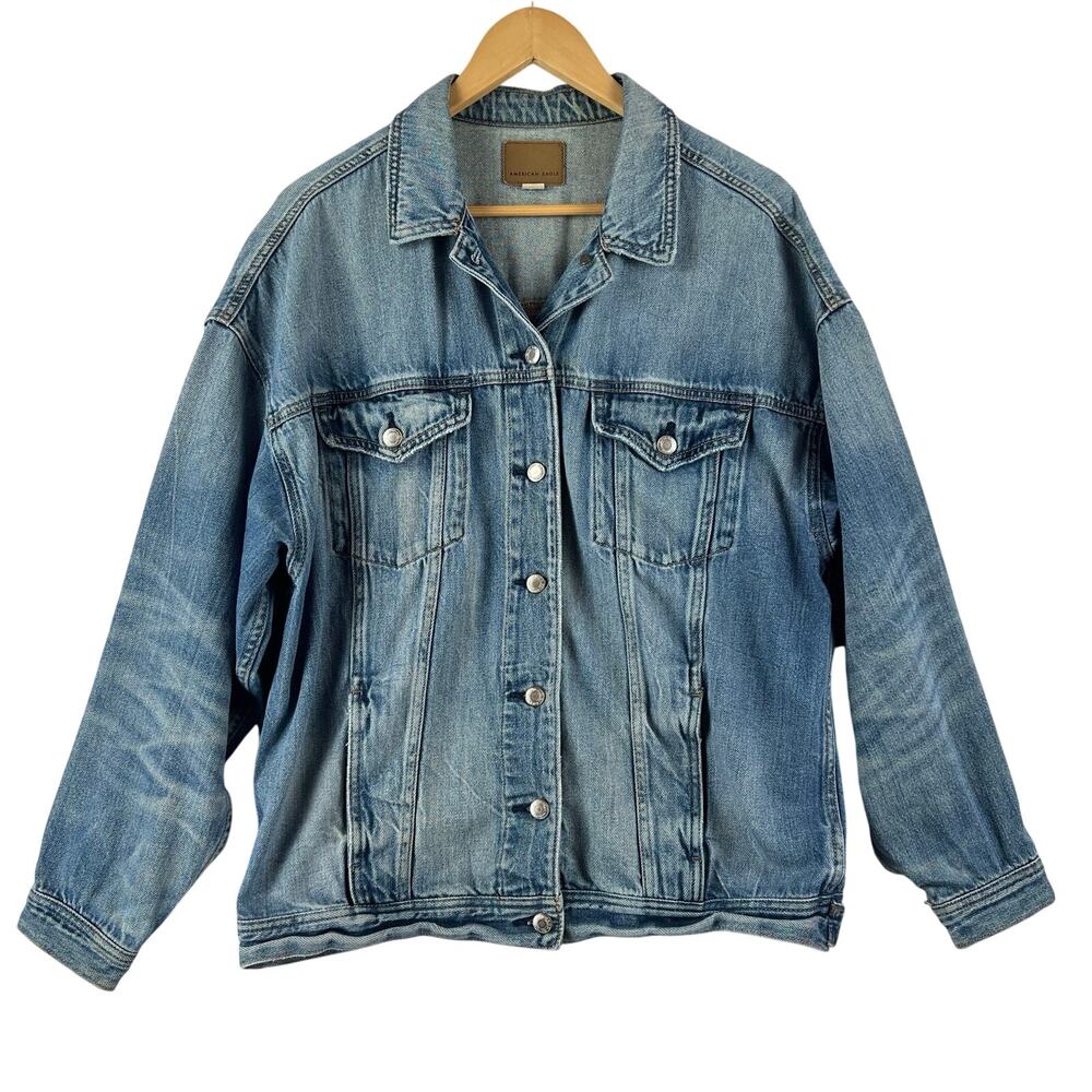 American Eagle Womens 90s Boyfriend Denim Jacket Size SZ L Light Wash Blue